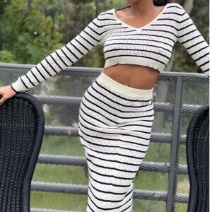 NWT Hersy Striped Black and White Knit Skirt Set in Size S